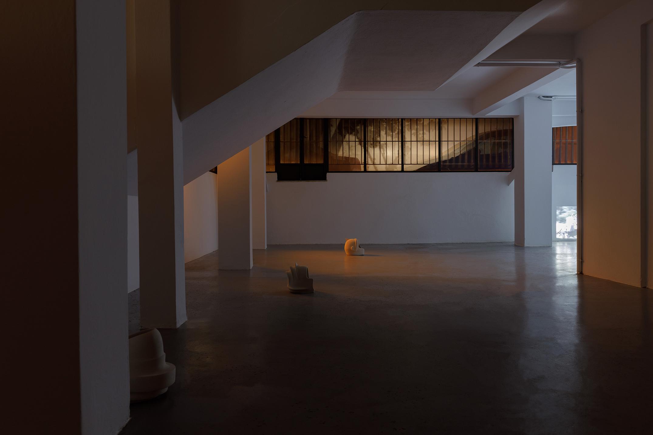 THREE SPEEDS - Image 0