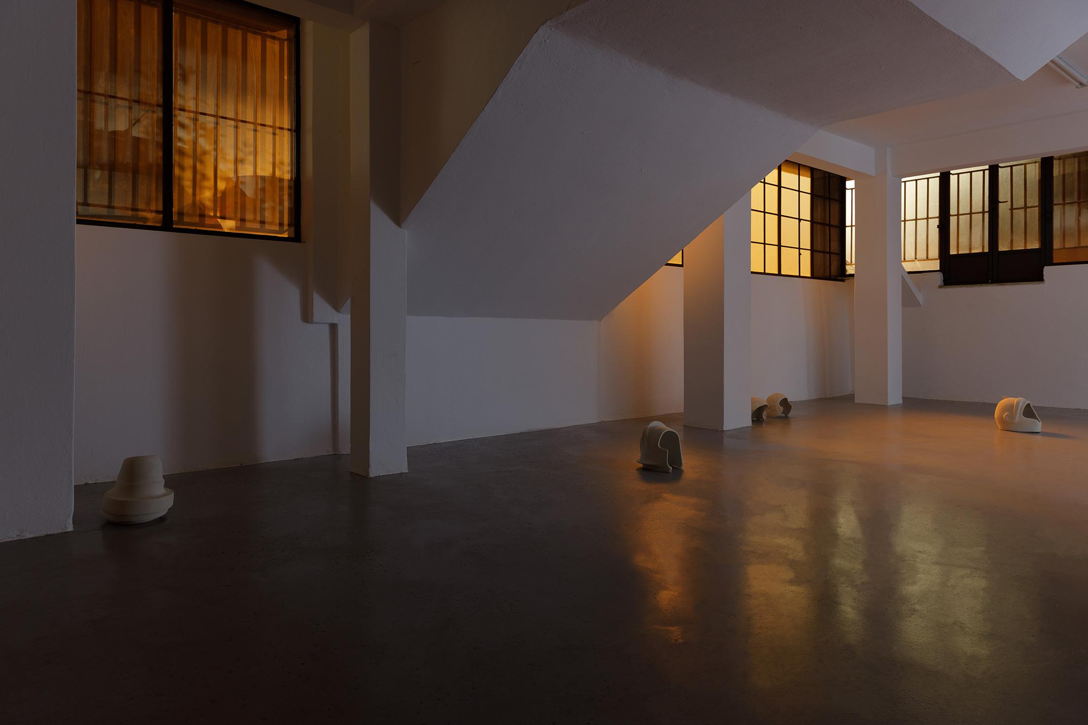 THREE SPEEDS - Image 1